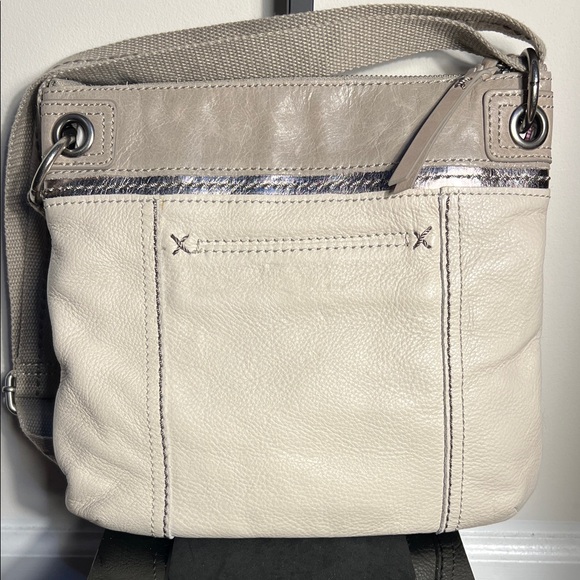 The Sak Cream and Tan Crossbody Bag - Picture 6 of 7